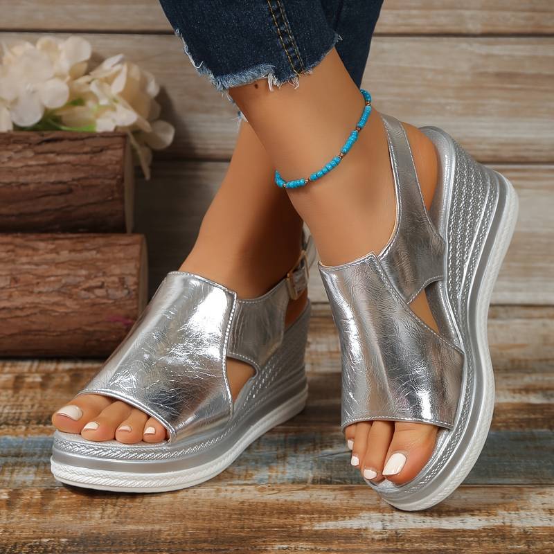 Baylie - Sandales Stylées Métalliques